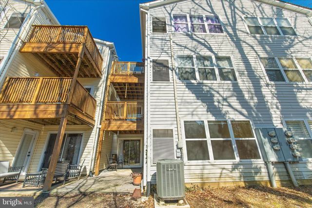 10-B AMBERSTONE CT, Annapolis, MD 21403