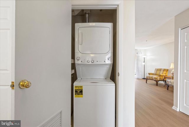 10-B AMBERSTONE CT, Annapolis, MD 21403