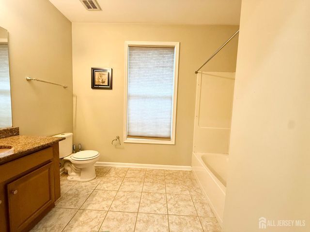 2211 Edward Stec Boulevard, Edison, NJ 08837