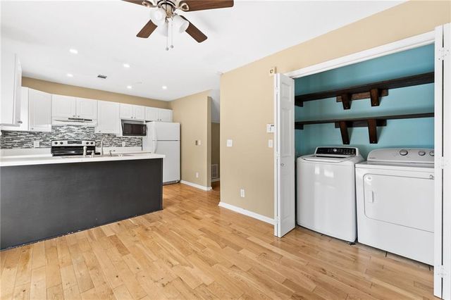 2266 Oak Glenn Circle, Duluth, GA 30096