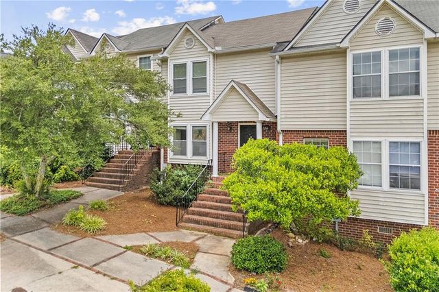 2266 Oak Glenn Circle, Duluth, GA 30096