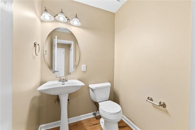 2266 Oak Glenn Circle, Duluth, GA 30096