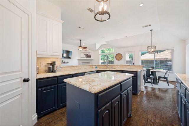 2830 Rosewood Boulevard, Mckinney, TX 75071