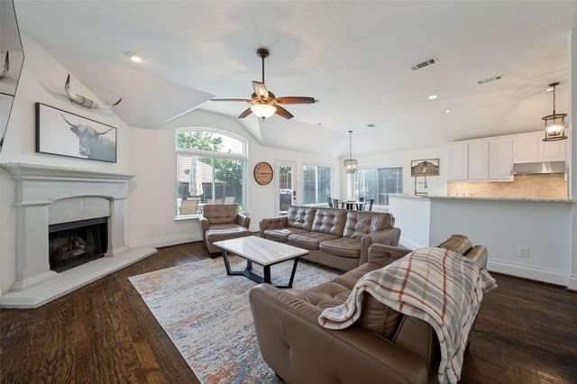 2830 Rosewood Boulevard, Mckinney, TX 75071