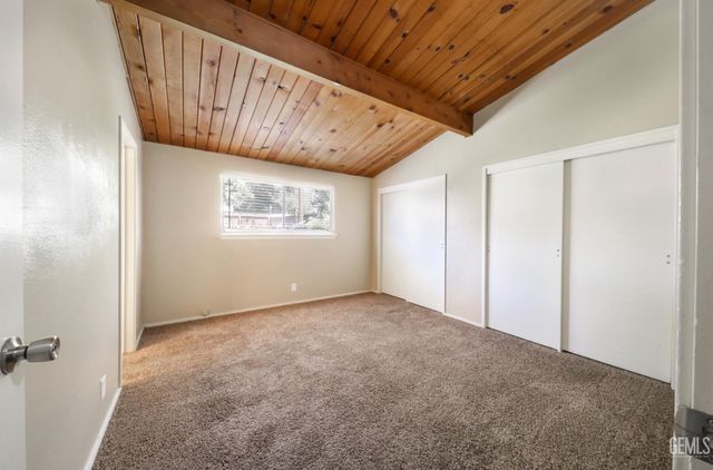 2707 Wenatchee Avenue, Bakersfield, CA 93306