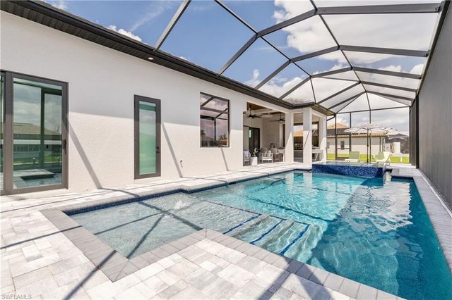 617 NW 39th AVE, Cape Coral, FL 33993