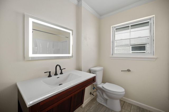 5719 Cerritos Drive, Houston, TX 77035