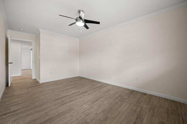 5719 Cerritos Drive, Houston, TX 77035