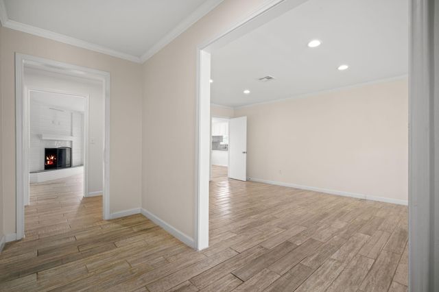 5719 Cerritos Drive, Houston, TX 77035