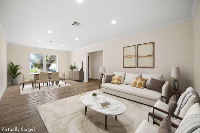 5719 Cerritos Drive, Houston, TX 77035