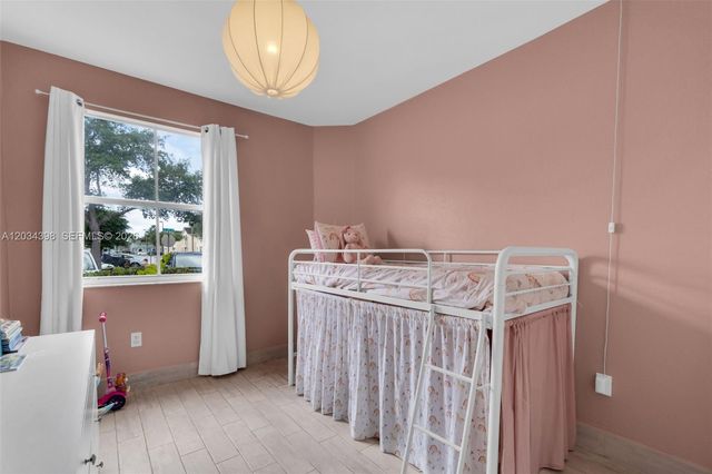 2551 SE 16th Terrace 101, Homestead, FL 33035