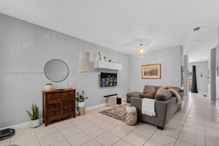 2551 SE 16th Terrace 101, Homestead, FL 33035
