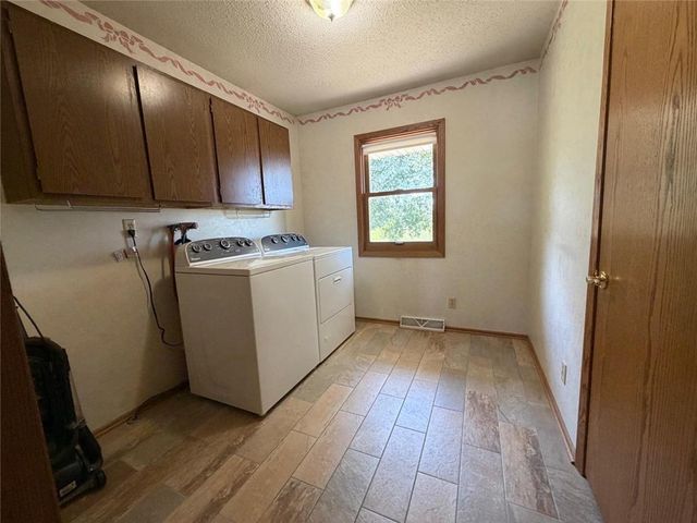 5276 392nd Street, North Branch, MN 55056