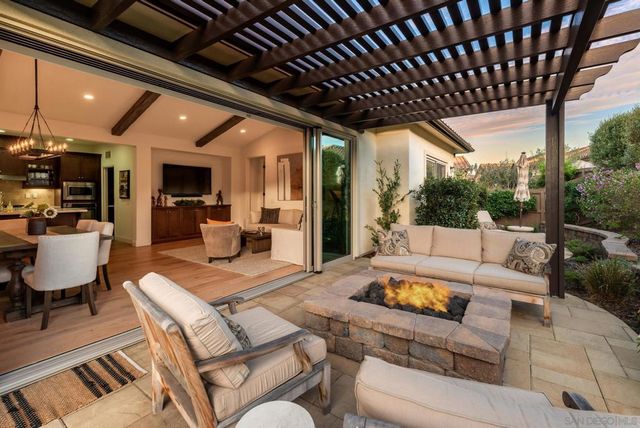 7911 Lusardi Creek Ln, San Diego, CA 92127