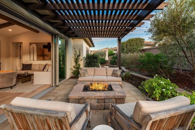 7911 Lusardi Creek Ln, San Diego, CA 92127