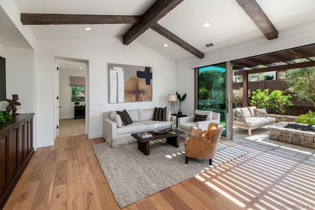 7911 Lusardi Creek Ln, San Diego, CA 92127