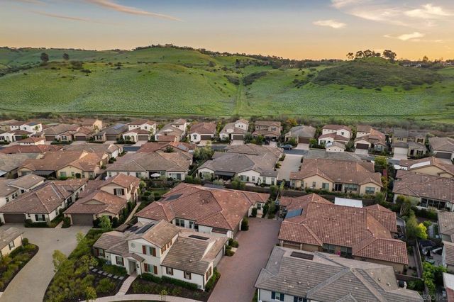 7911 Lusardi Creek Ln, San Diego, CA 92127