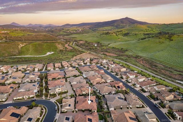 7911 Lusardi Creek Ln, San Diego, CA 92127