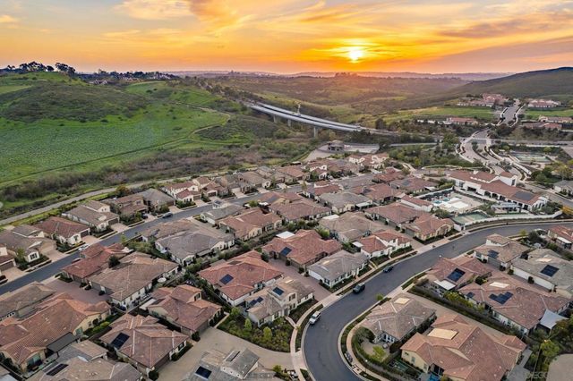 7911 Lusardi Creek Ln, San Diego, CA 92127