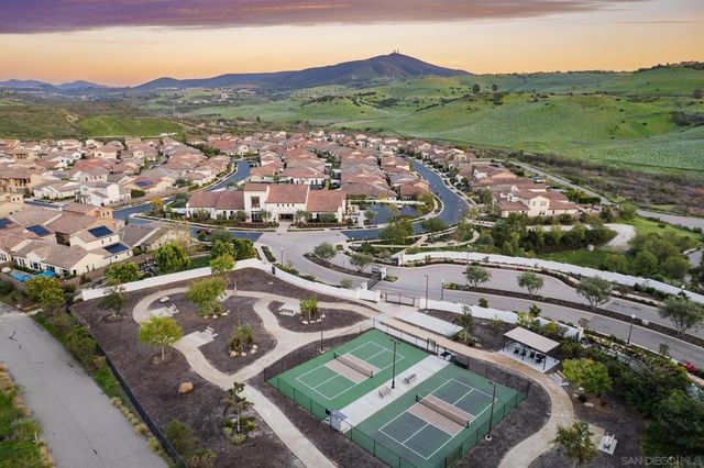 7911 Lusardi Creek Ln, San Diego, CA 92127