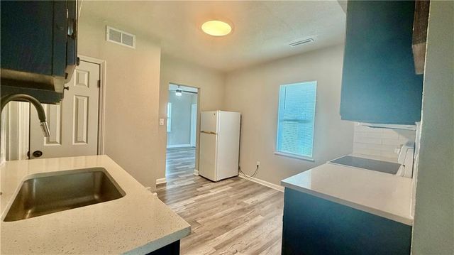 112 S Taylor Street, Pleasant Hill, MO 64080