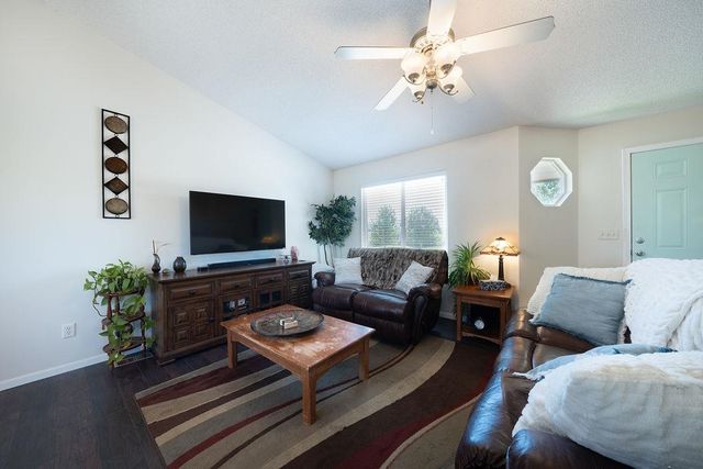 3037 E Lanners Circle, Wichita, KS 67219