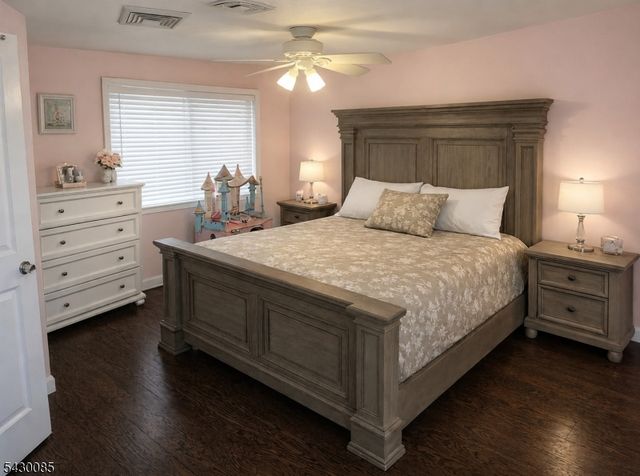 75 Lake Trl E, Wayne Twp., NJ 07470