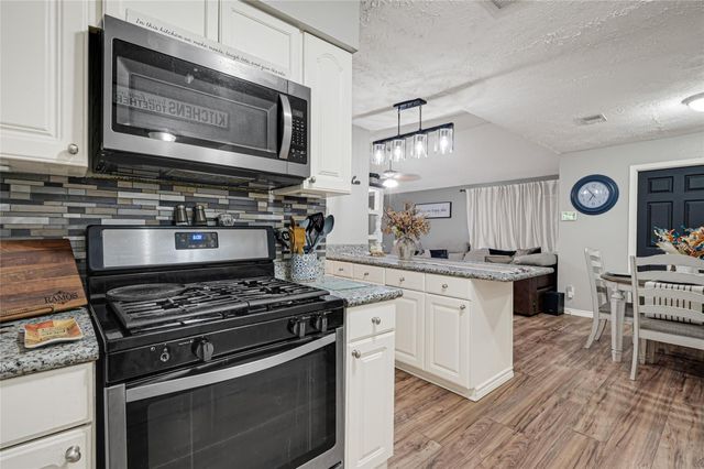 11226 Sageburrow Drive, Houston, TX 77089
