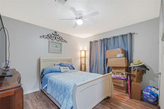11226 Sageburrow Drive, Houston, TX 77089
