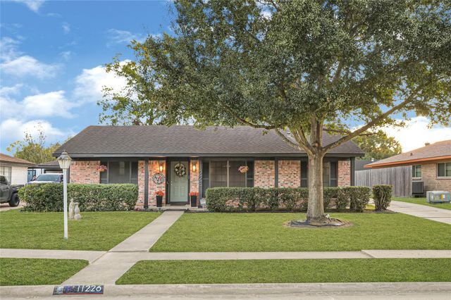 11226 Sageburrow Drive, Houston, TX 77089