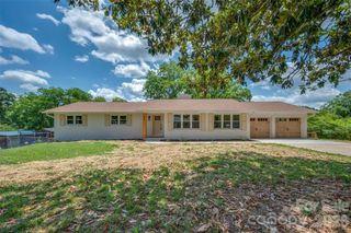 286 N Main Street, Mooresboro, NC 28114