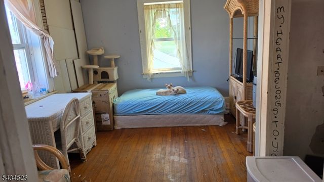 1115 W Camplain Rd, Manville Boro, NJ 08835