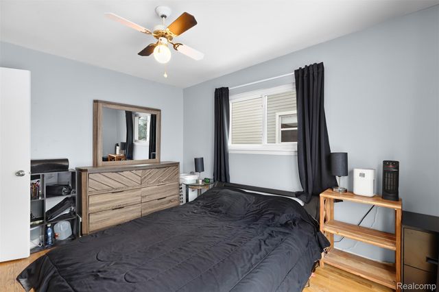 6428 Cloverton Drive, Waterford Charter Township, MI 48329