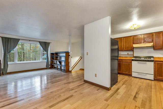 154 Mountain Road, Deerfield, NH 03037