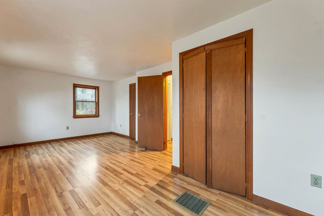 154 Mountain Road, Deerfield, NH 03037