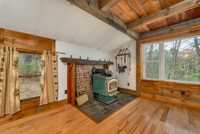 154 Mountain Road, Deerfield, NH 03037