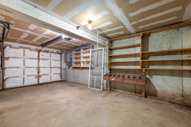 154 Mountain Road, Deerfield, NH 03037