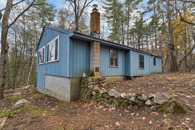 154 Mountain Road, Deerfield, NH 03037