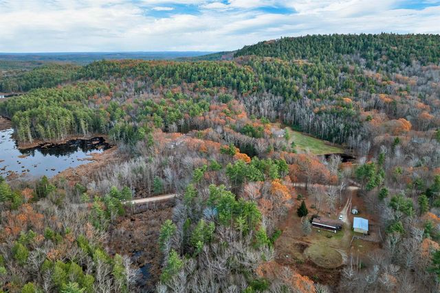 154 Mountain Road, Deerfield, NH 03037