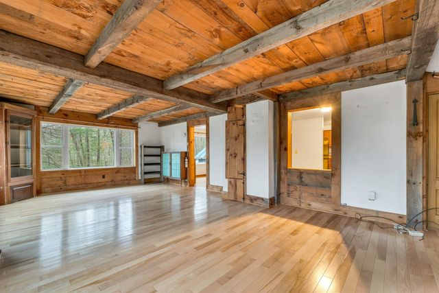 154 Mountain Road, Deerfield, NH 03037