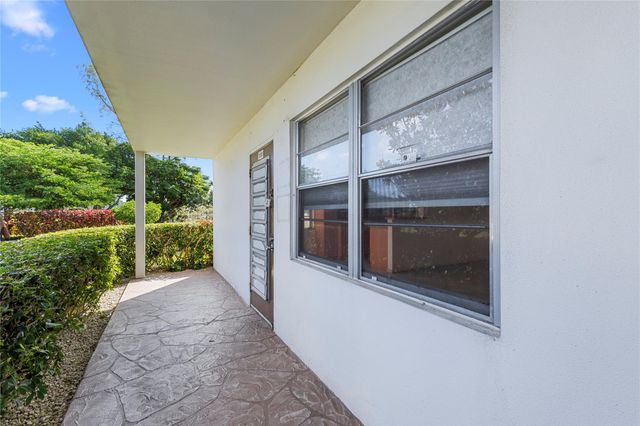 1081 Westbury H 1081, Deerfield Beach, FL 33442