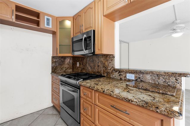 1081 Westbury H 1081, Deerfield Beach, FL 33442