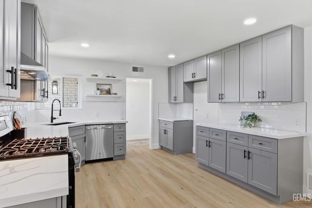 5808 Sally Avenue, Bakersfield, CA 93308