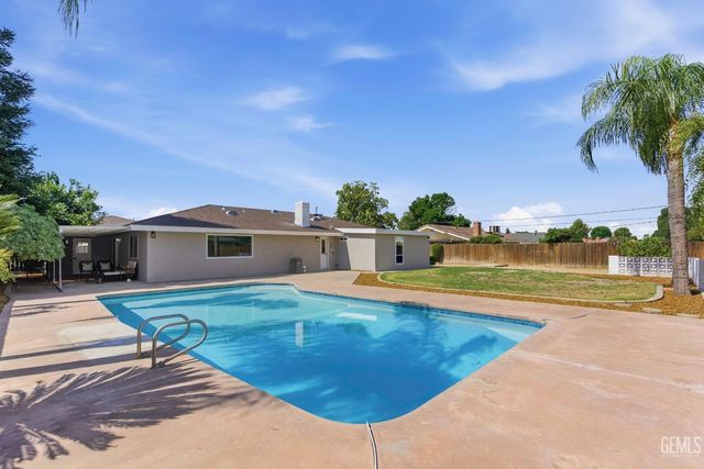 5808 Sally Avenue, Bakersfield, CA 93308