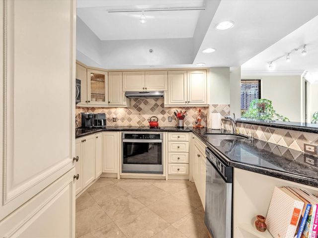 110 N Federal Highway 505, Fort Lauderdale, FL 33301