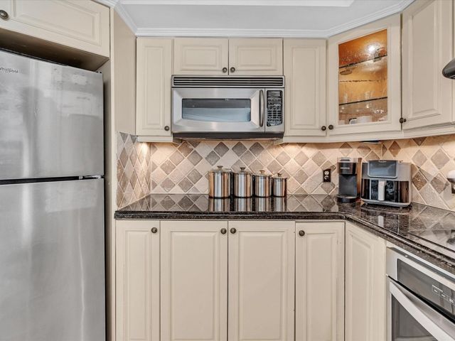 110 N Federal Highway 505, Fort Lauderdale, FL 33301