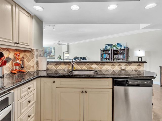 110 N Federal Highway 505, Fort Lauderdale, FL 33301