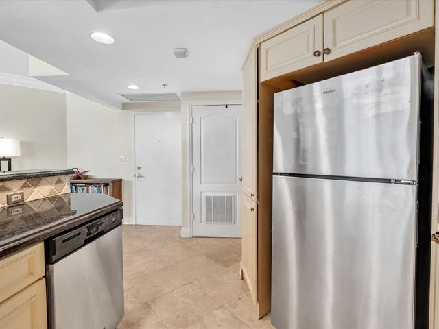 110 N Federal Highway 505, Fort Lauderdale, FL 33301