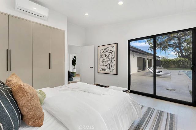 5330 Dubois Avenue, Woodland Hills, CA 91367