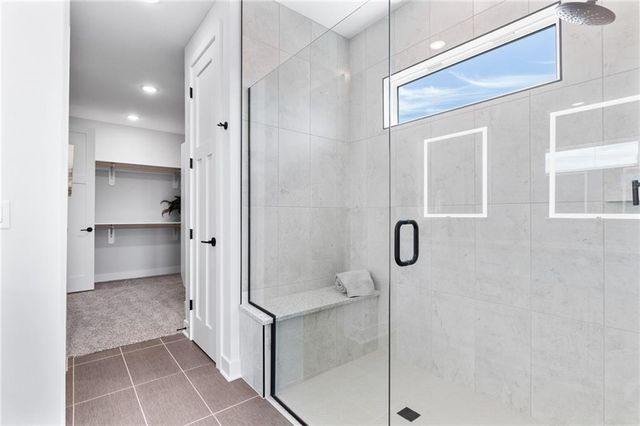 1386 N 163rd Court, Basehor, KS 66007